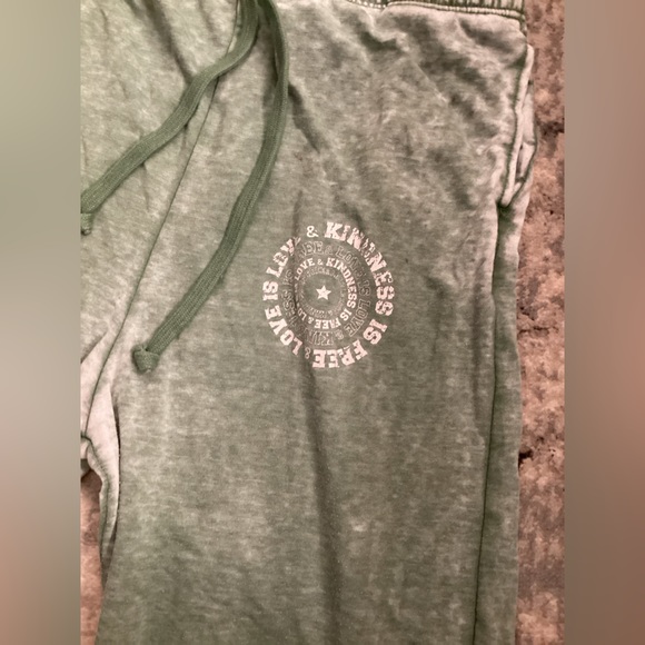 Vanilla Star Green Sweats - Picture 4 of 7